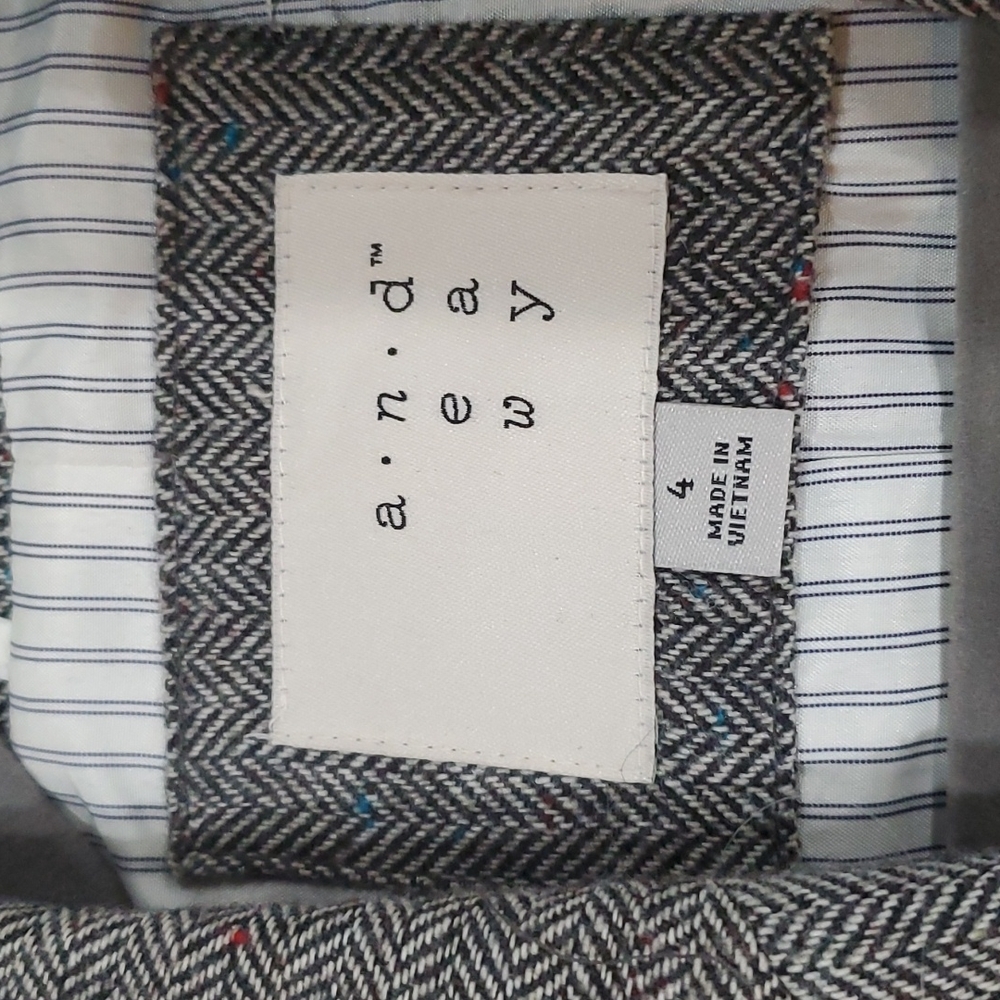 Jacket - Picture 4 of 4